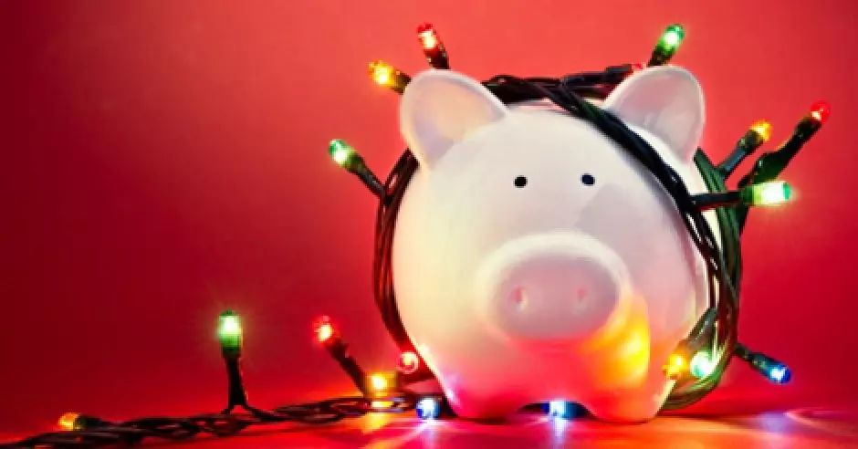 Oto 5 wskazówek, jak zaoszczędzić na świątecznych prezentach