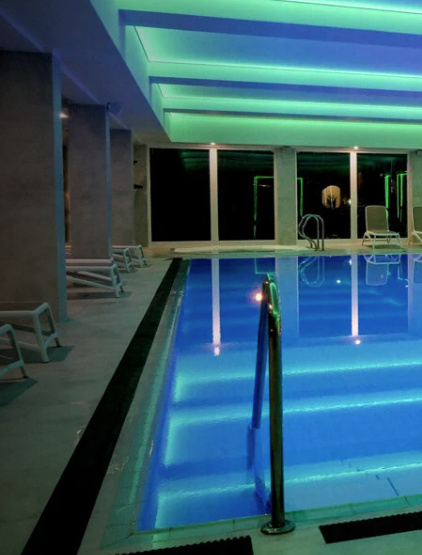 Triverna - basen hotelowy
