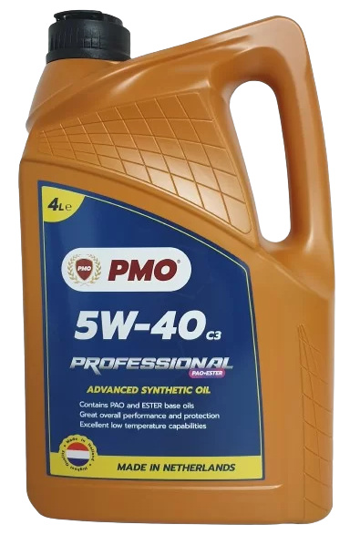 Płyn samochodowy w złotym kanistrze z granatową etykietą